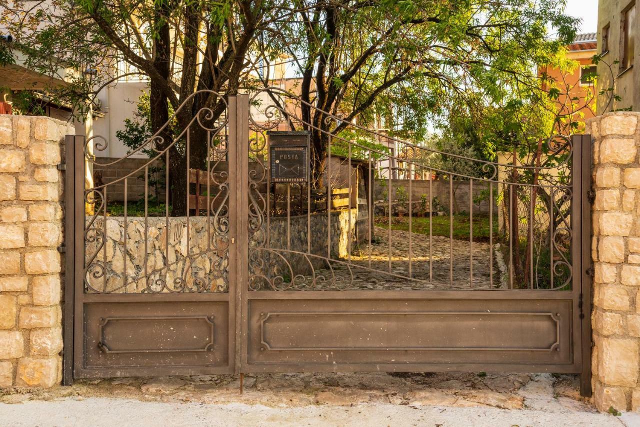 Apartments Natali Bar Εξωτερικό φωτογραφία