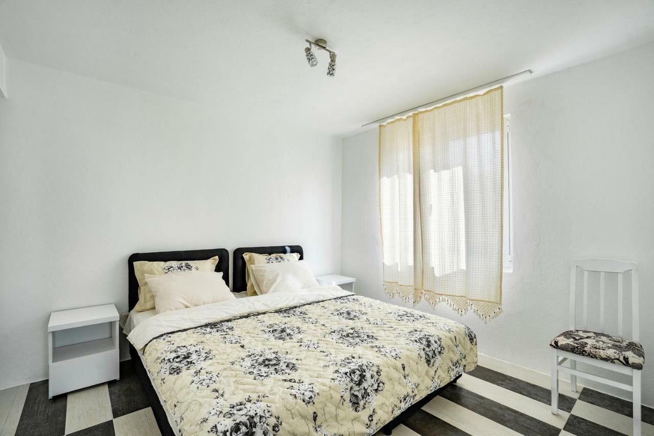 Apartments Natali Bar Εξωτερικό φωτογραφία